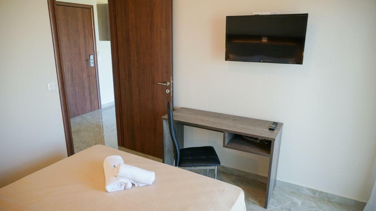 Sinodinos Deluxe Apartments Afytos Exterior foto